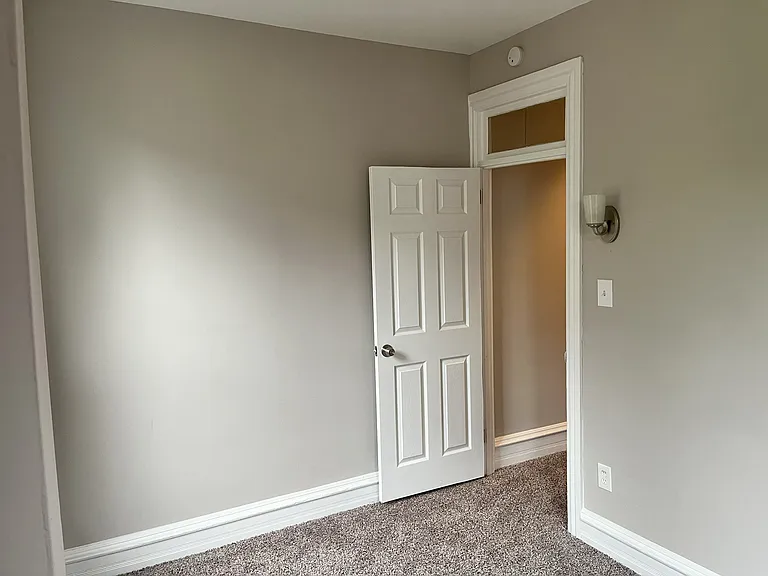 905 W Norwegian St — Photo 12