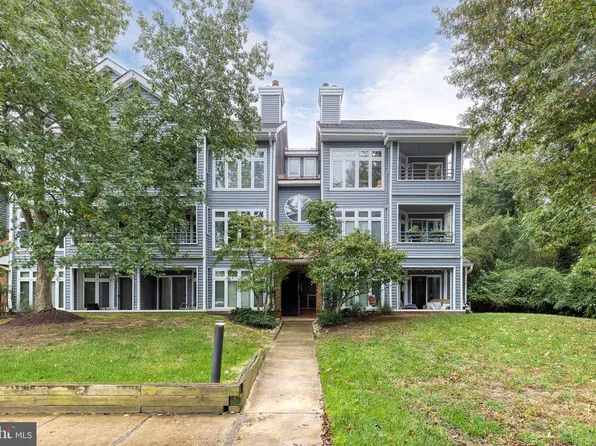 1115 Lake Heron Dr APT 3B, Annapolis, MD 21403