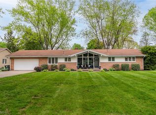 1331 Buena Vista St NE, Canton, OH 44714
