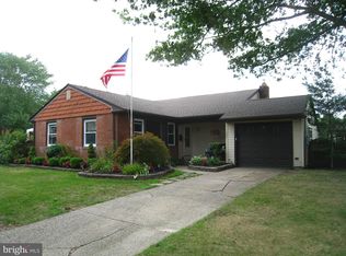 126 Evergreen Rd, Stratford, NJ 08084