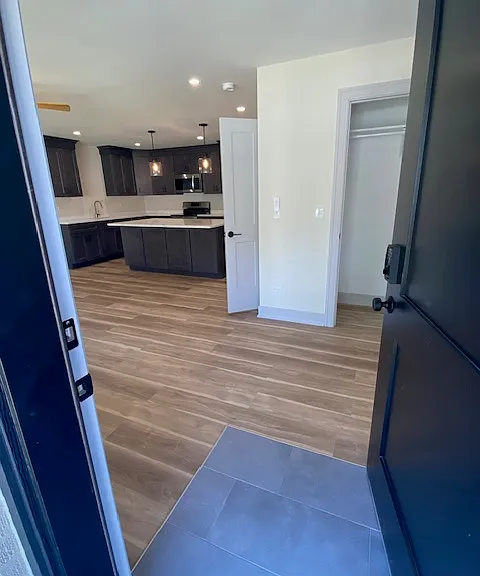 33 W Naperville Rd — Photo 2