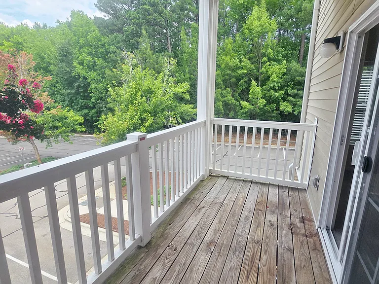 Clairmont at Farmgate — Photo 62