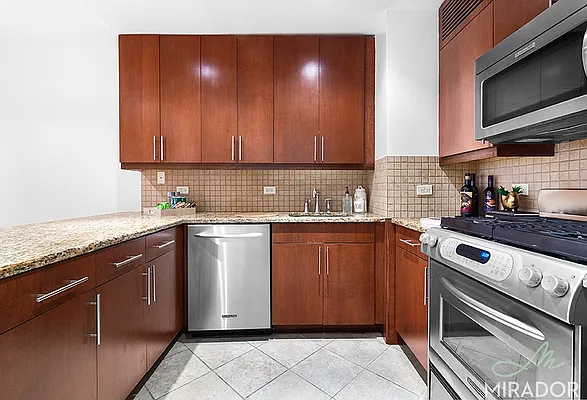 Rented by Mirador Real Estate | media 6