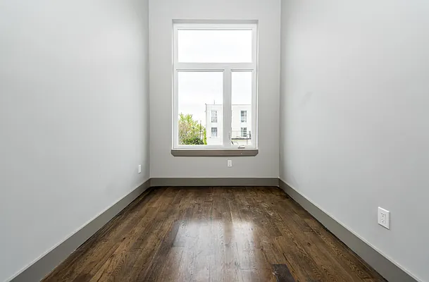 Rented by Nooklyn NYC LLC | media 45