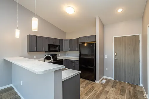 Jefferson Heights Apartments, LLC Photo 1