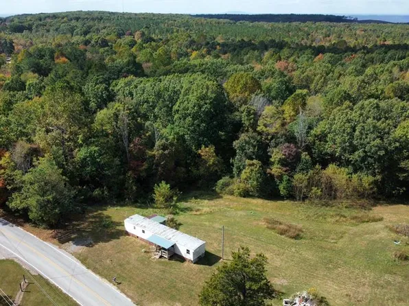 722 Hill Rd, Spencer, TN 38585