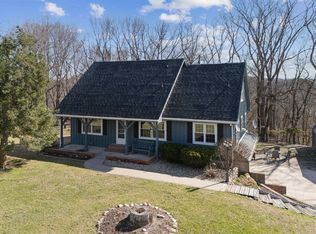 2504 330th Ave, Worthington, IA 52078