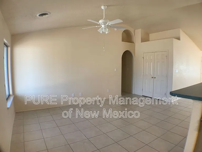 4108 Abbey Rd — Photo 5