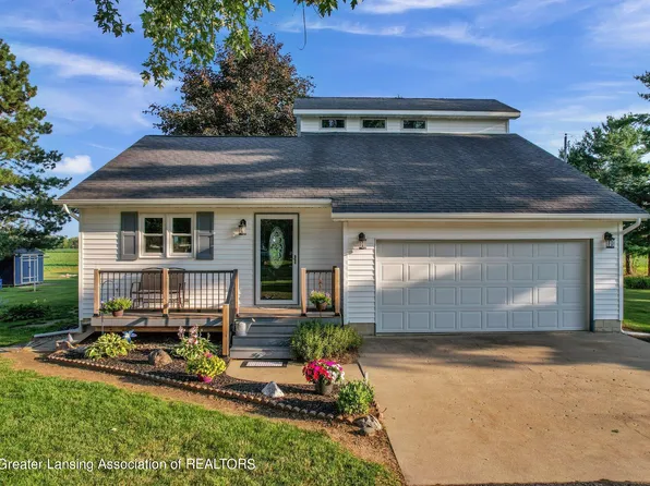 200 E Scofield Rd, Leslie, MI 49251