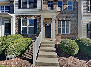47 Ledgerstone Ln, Greensboro, NC 27407