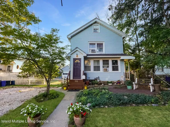 552 Rockaway St, Staten Island, NY 10307