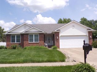 1505 Prairie View Dr, Edwardsville, IL 62025