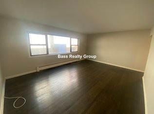 503 N Sheridan Rd #A2, Evanston, IL 60202