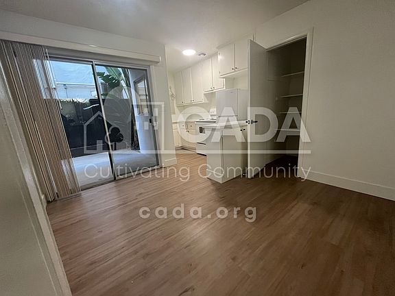 3rd image of 1327 O St APT 2