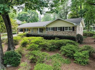 4594 Holliston Rd, Dunwoody, GA 30360
