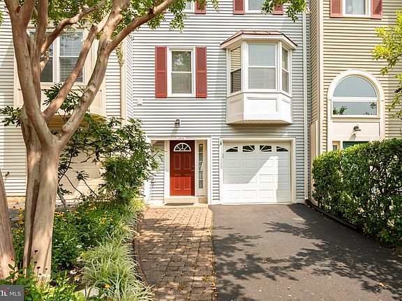 4th image of 13916 Ludington Pl