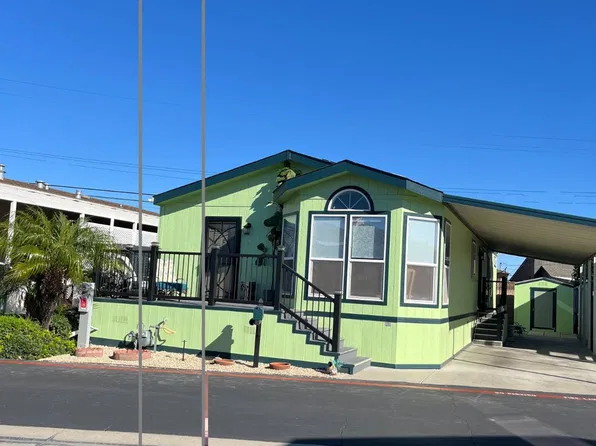 16222 Monterey Ln Space 54, Huntington Beach, CA 92649