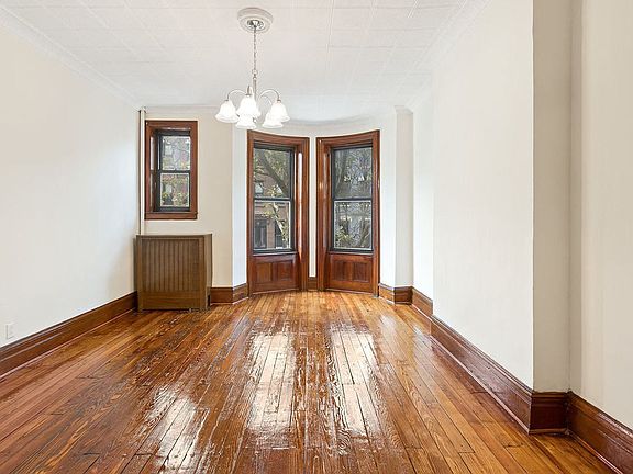 4th image of 707 Carroll St APT 2L