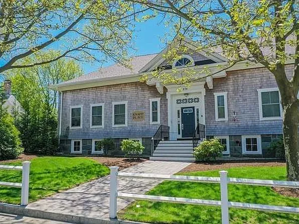 278 Court St Unit 203, Plymouth, MA 02360