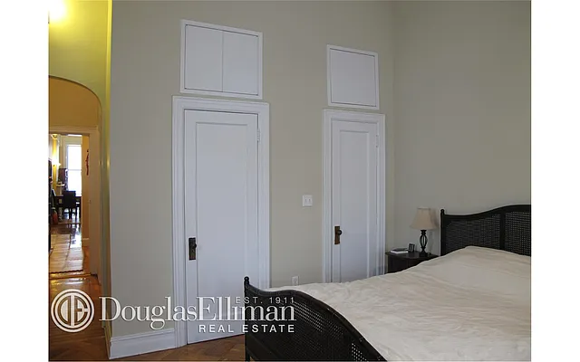 Rented by Douglas Elliman | media 36