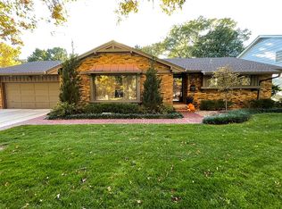 201 N Post Oak Rd, Wichita, KS 67206