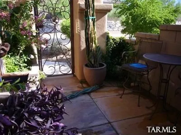 6129 N Campo Abierto, Tucson, AZ 85718