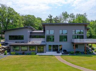 1250 Priory Rd, Eau Claire, WI 54701