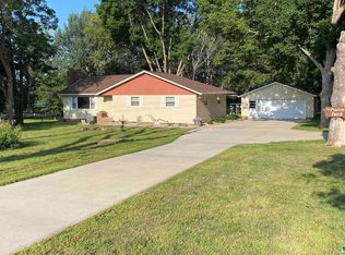 1659 6th Ave SW, Le Mars, IA 51031
