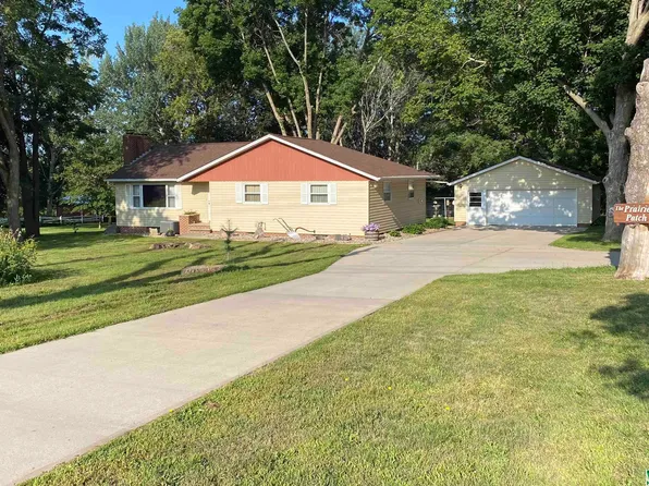 1659 6th Ave SW, Le Mars, IA 51031