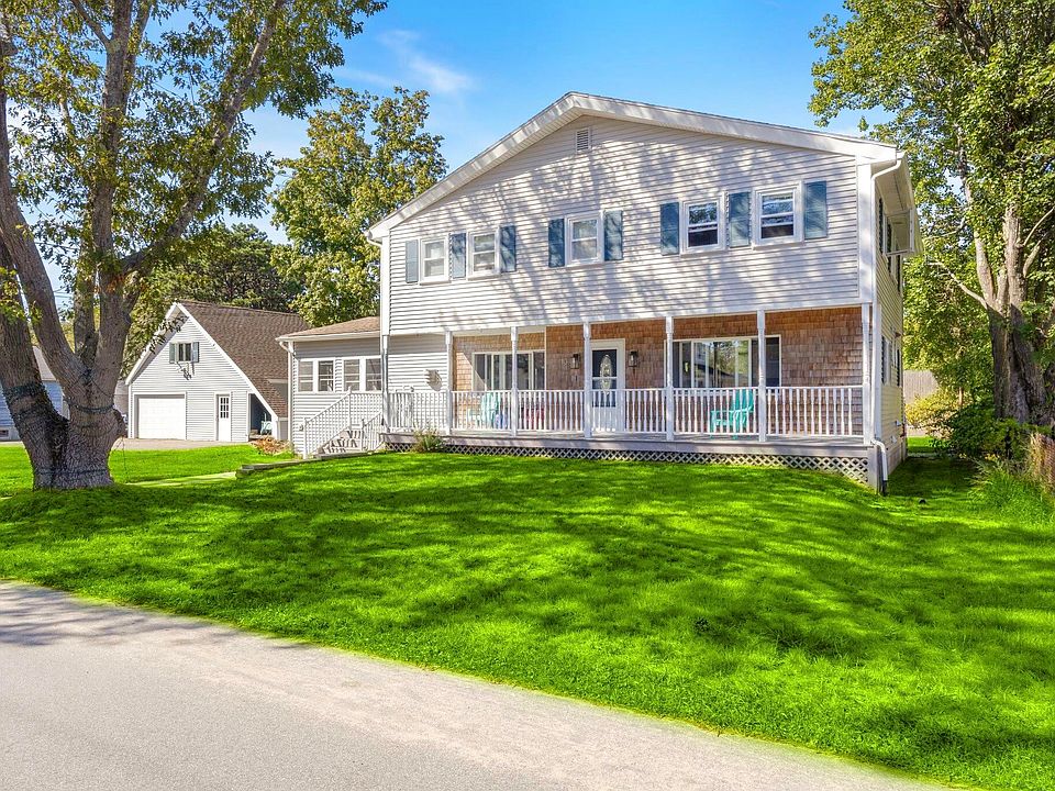 1st image of 10 Lower Beach Road