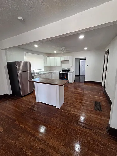 1102 W Arroyo Ave Photo 1