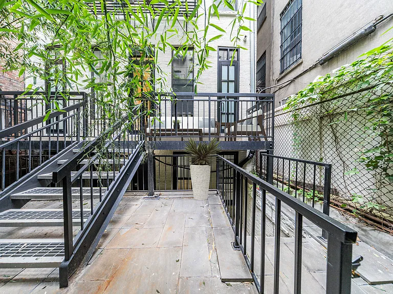 47 Saint Marks Pl #1W — Photo 10