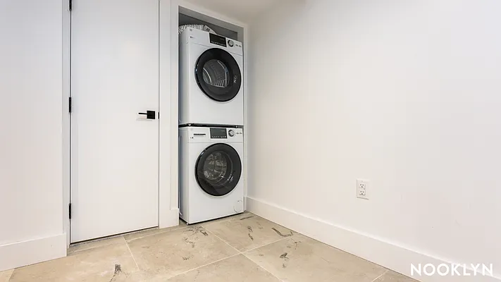 Rented by Nooklyn NYC LLC | media 17