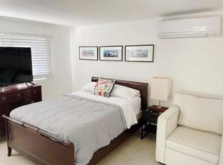 2012 Chaucer St, Fort Worth, TX 76112