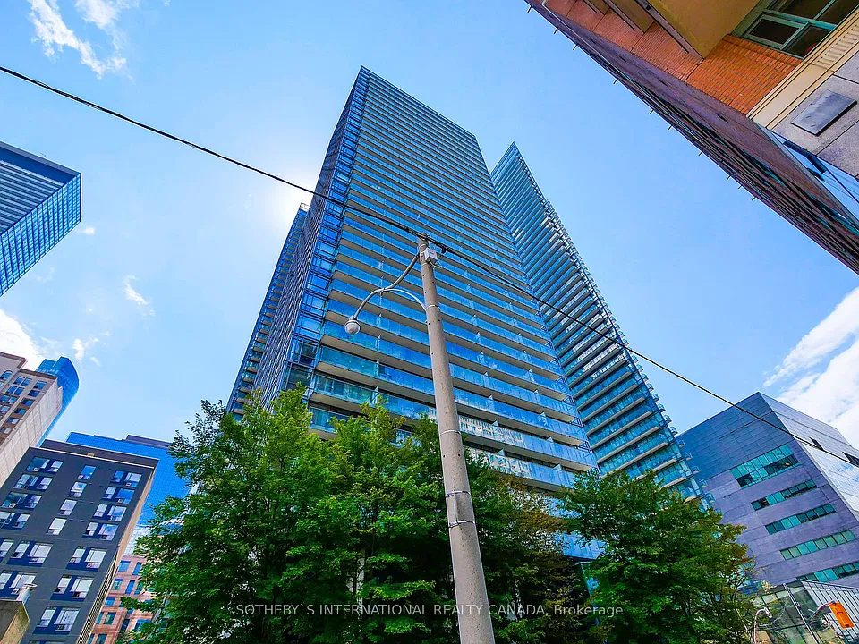 37 Grosvenor St #2107