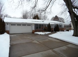 8689 N 63rd St, Brown Deer, WI 53223