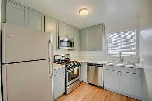 3710 41st St #5 Photo 1