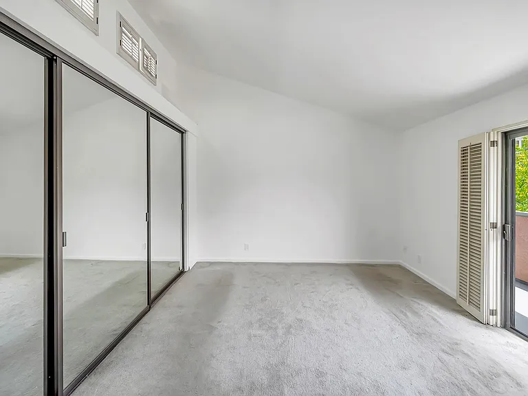 4424 Coldwater Canyon Ave #3 — Photo 41