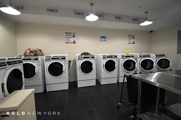 Rented by Bold New York | media 110