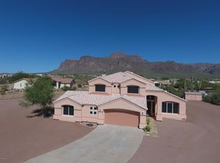 83 S Geronimo Rd, Apache Junction, AZ 85119