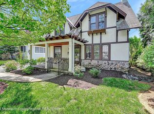 10 Woodbine Ave, Little Silver, NJ 07739