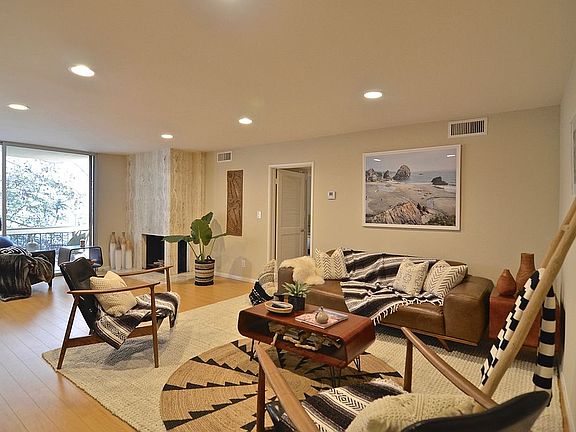 4th image of 11970 Montana Ave APT 218