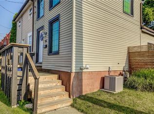 201 Barton St W, Hamilton, ON L8R2H3