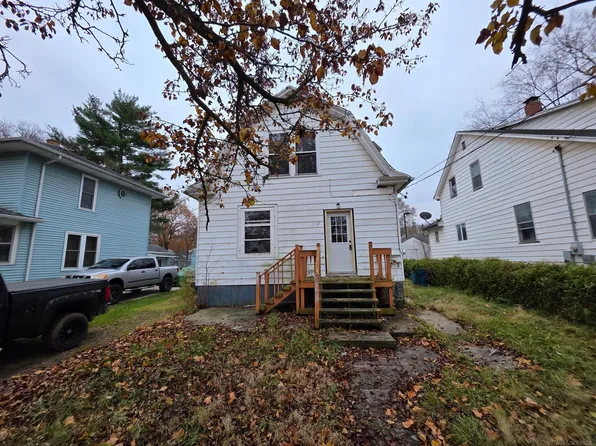 1412 E Alcott St, Kalamazoo, MI 49001