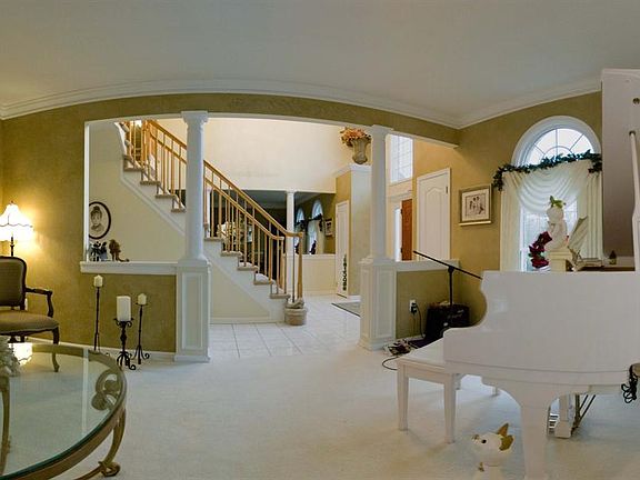 4th image of 1571 Priscilla Ct