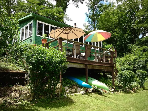 138 Lakeside Dr W, Belvidere, NJ 07823