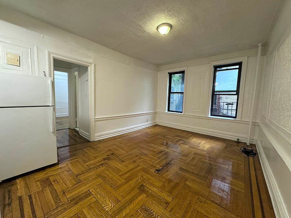 1st image of 377 Montgomery St #3
