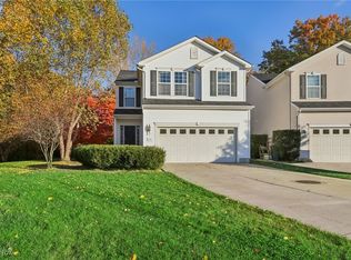 731 Westpointe Dr, Amherst, OH 44001