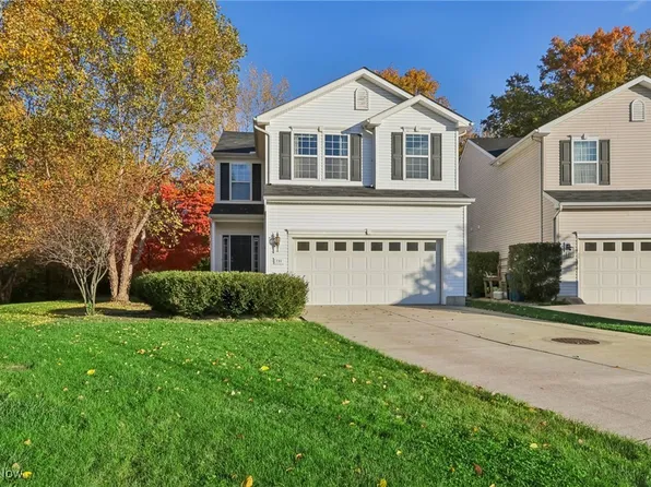 731 Westpointe Dr, Amherst, OH 44001