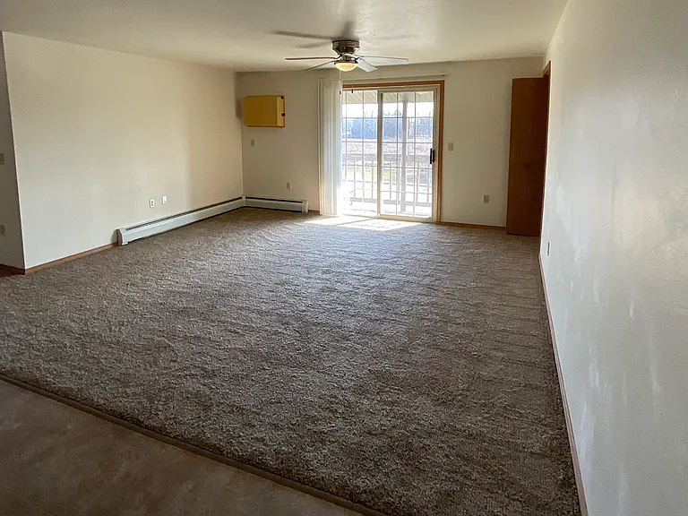 Elkay Lane Apartments — Photo 15
